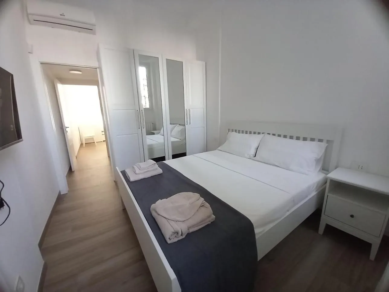 Logical Apartments Via P Rossi 19 Milano Italia