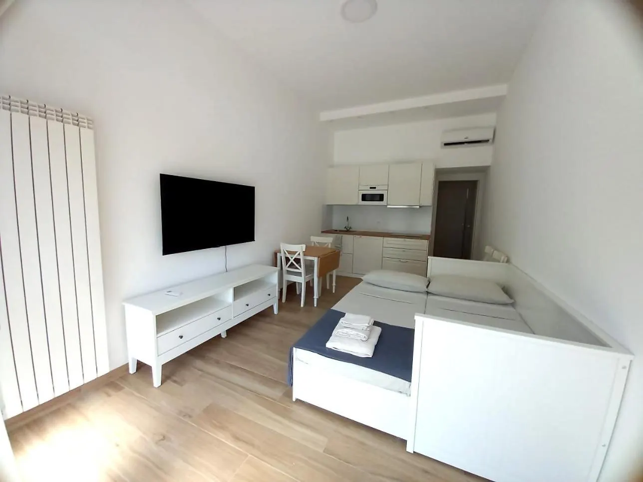 Logical Apartments Via P Rossi 19 Milano Italia